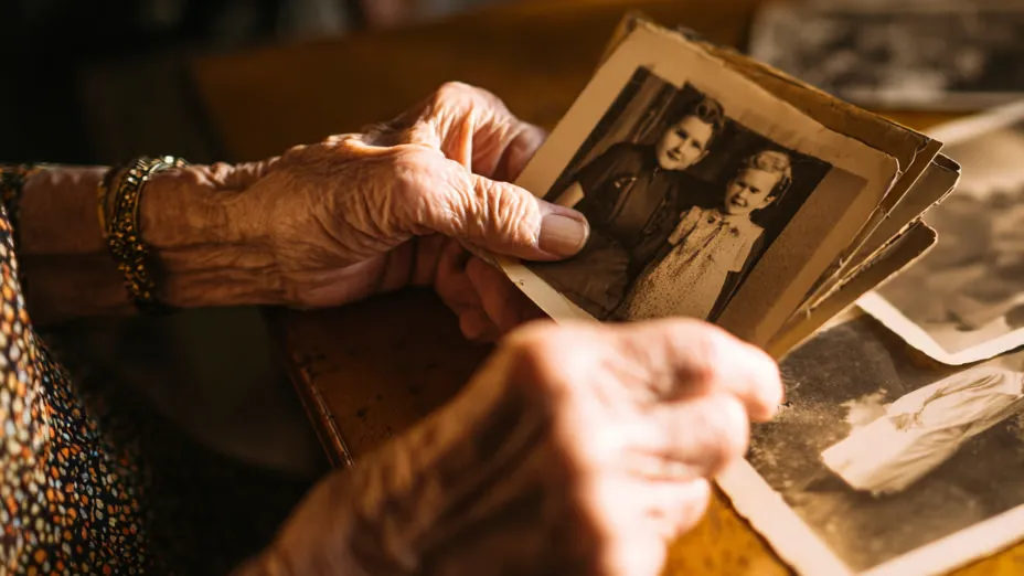 Mockup of floating boxes